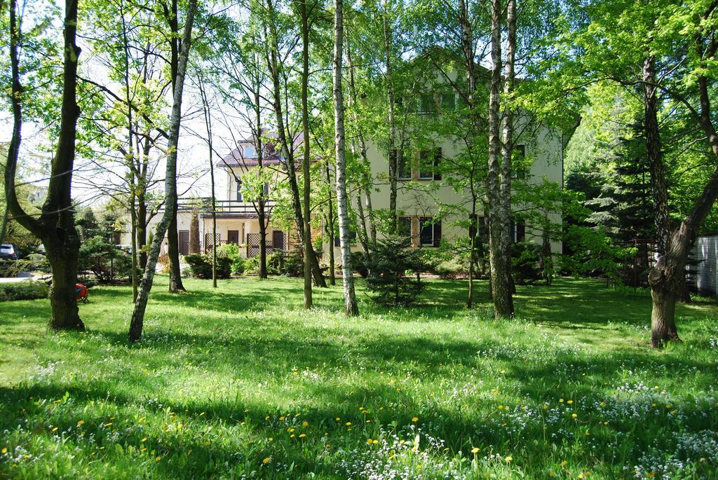 مبيت وإفطار ماركي Park Na Wojskiego المظهر الخارجي الصورة